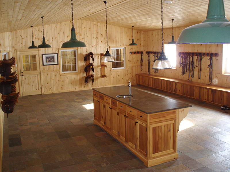 Kings Grant Farm, dream horse barn, fancy horse barn, fancy horse stable, luxury horse barn, luxury horse stable, fancy horse, Dutch Masters Construction, Dutchmasters, Ontario hunter facility