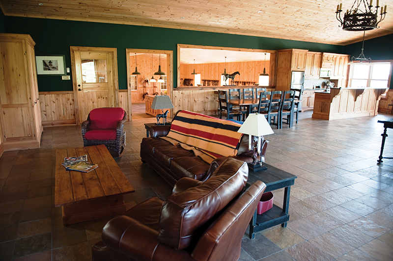 Kings Grant Farm, dream horse barn, fancy horse barn, fancy horse stable, luxury horse barn, luxury horse stable, fancy horse, Dutch Masters Construction, Dutchmasters, Ontario hunter facility