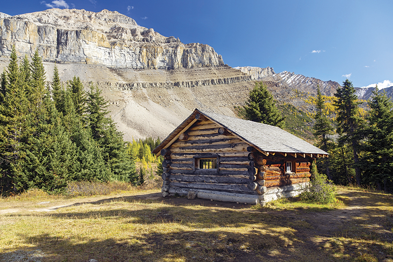 camping with horses canada, horseback riding canada, riding horses in banff national park, riding horses rocky mountains, horseback riding western canada, mount assiniboine provincial park, tania millen