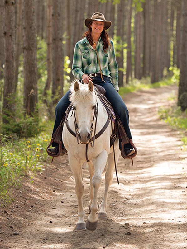 walking workouts horse, jec ballou horse fitness, keeping horse fit, groundwork horse, conditioning exercises horse, equine therapeutic exercises horse