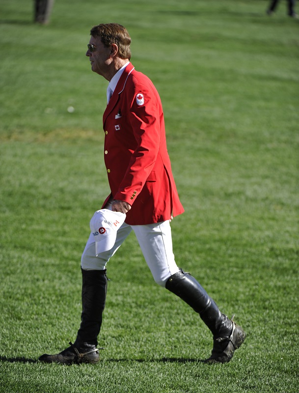 walking horse jump course, learning your horse jump course, studying equine jump course