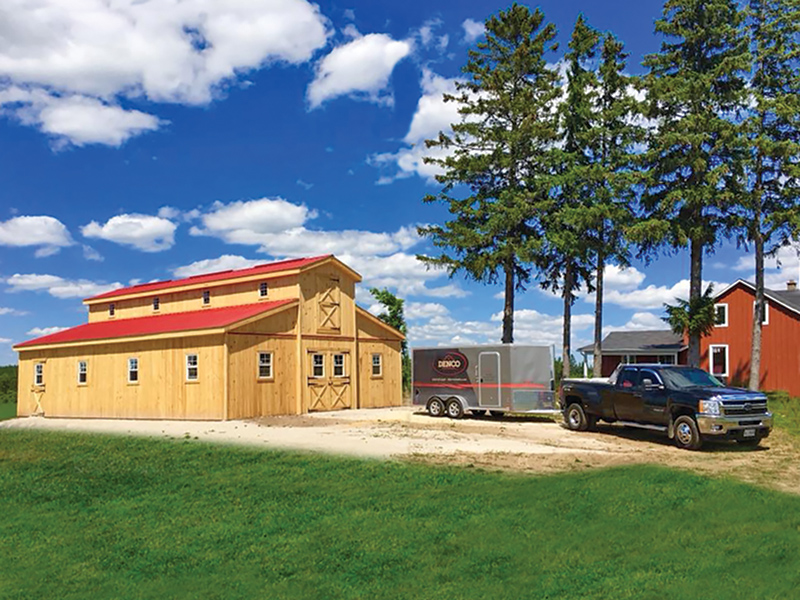 how do I find a contractor for horse barn? How to choose a contractor for horse barn, things to ask your potential horse barn contractor, building a horse barn