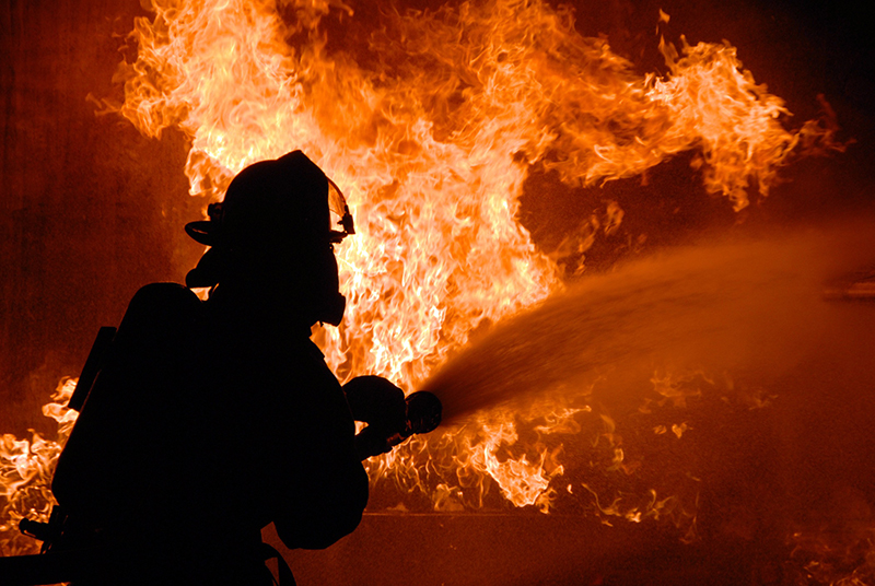 barns on fire, horse barn fires, preventing a stable fire, fire extinguisher equestrian centre, mainting horse barn