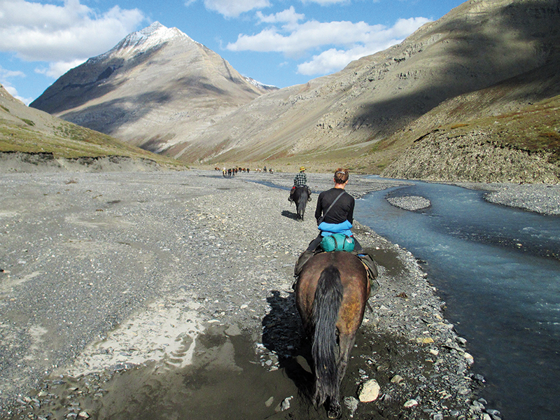 horse riding vacations in bc, holidays on horseback, muskwa-kechika horse rides, tania millen, wayne sawchuk