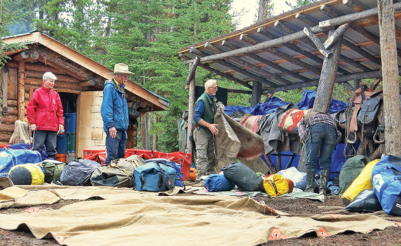 horse riding vacations in bc, holidays on horseback, muskwa-kechika horse rides, tania millen, wayne sawchuk