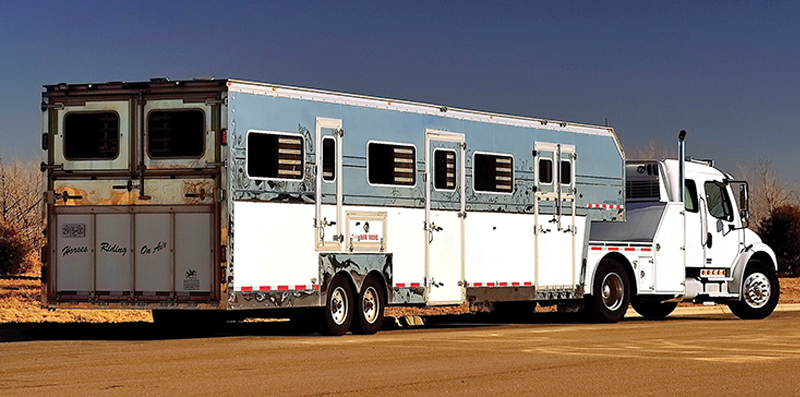 transporting horses, how to ship my horse, moving my horse, easing stress horse transport, kevan garecki, preparing my horse for emergency