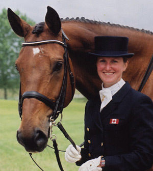 How ride shoulder-in loop dressage, horse trainer Andrea Taylor, dressage exercises