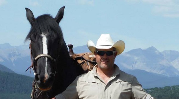 back country survival, christian mceachern, riding back country, horse riding back country, packing trip, saddle horn
