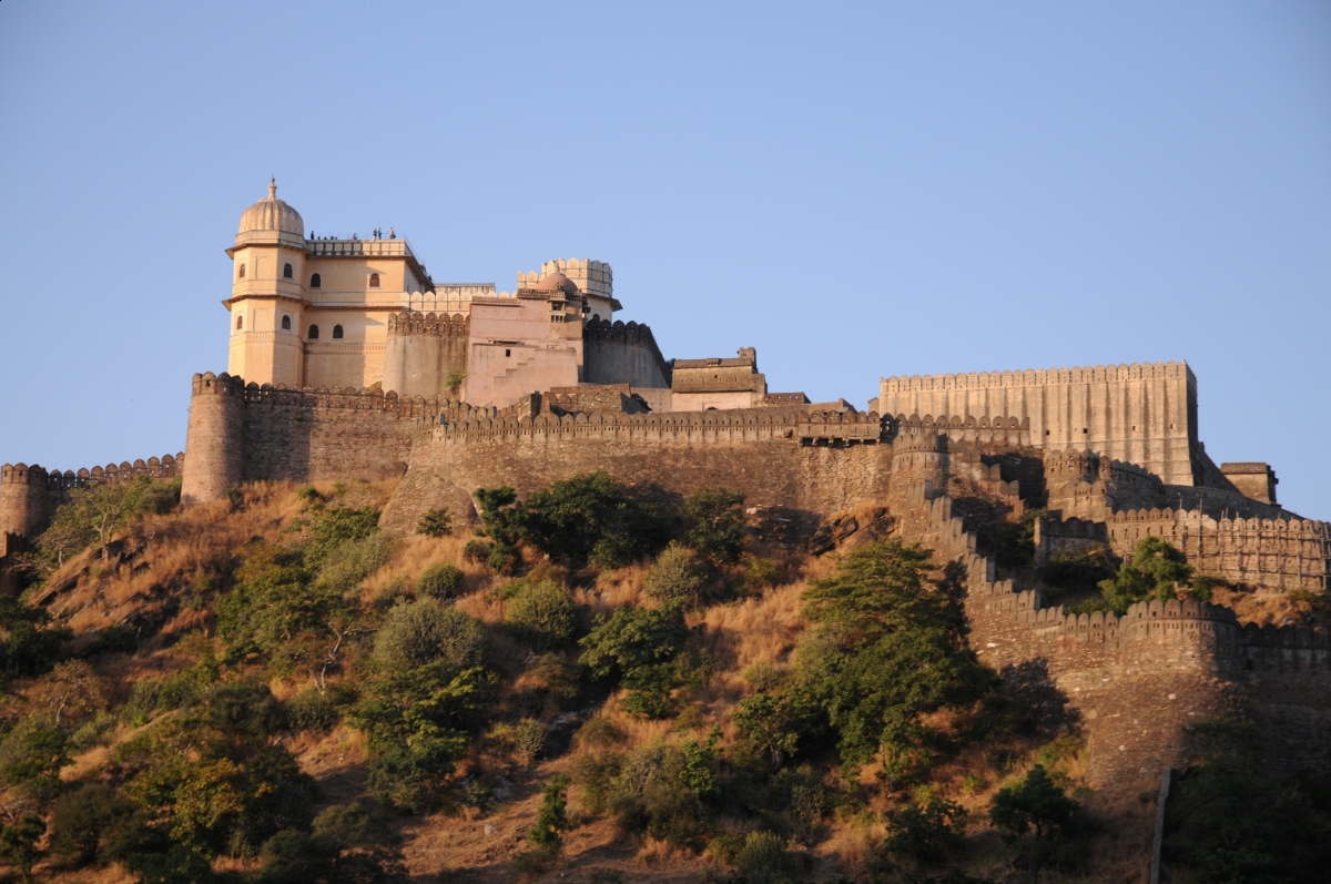 Pushkar Camel Fair, horseback riding Rajasthan Desert in northern India, Marwari horse dancing, Indian horsback riding, World’s Largest Camel Fair