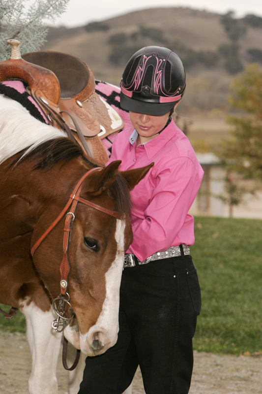 Lindsay Grice, how to enjoy fall winter with Your Horse, meeting your equine goals, explore alternate activities with your horse, horse training, bonding with your horse, winter horse riding, autumn horse riding