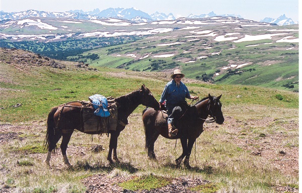 Dr daryl drew, bella capoose, tweedsmuir park horse, horse riding rainbow mountains, horse tweedsmuir park, building horse trust, horse rider trust