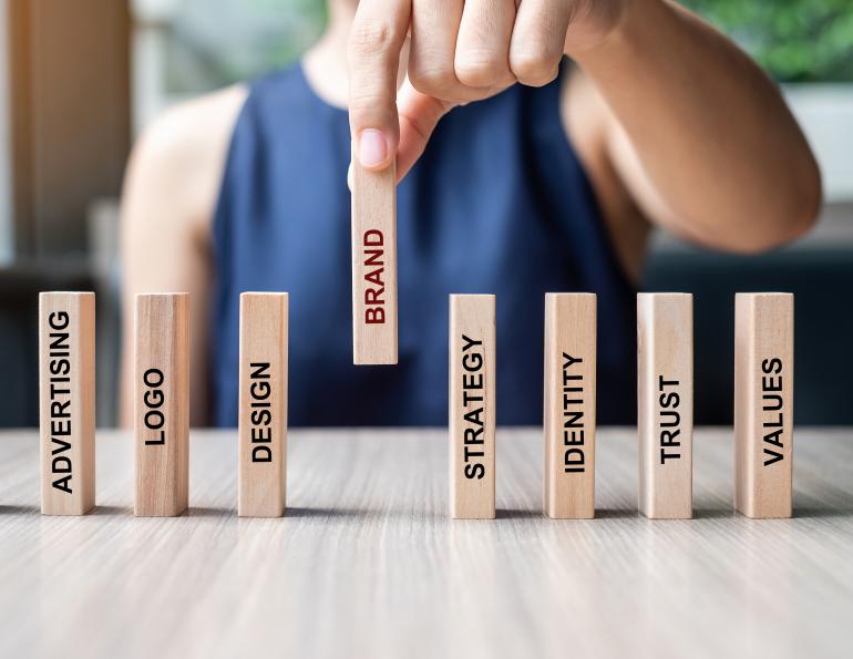 how to advertise horse business, survive recession equine industry, horse businesses marketing, promoting horse business