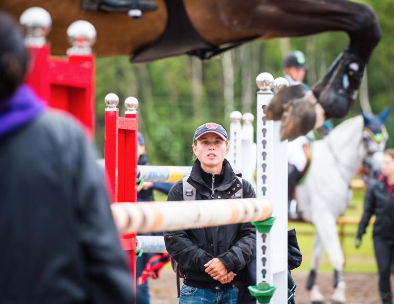 mindfulness with horses, annika mcgivern equestrian psychologist, enjoying horse riding, connect with my horse