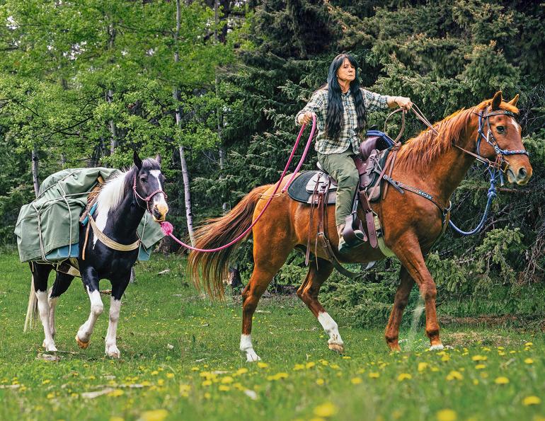 tracy klettl painted warriors, timmearns painted warriors horse programs, indigenous horse riding, history of indigenous with horses, jacqueline louie