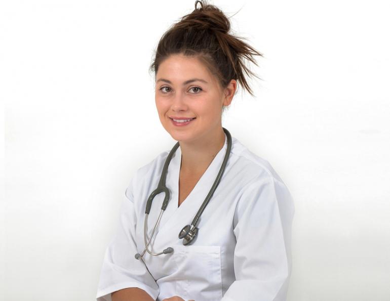 Chantel Dunlop, Western College of Veterinary Medicine, WCVM, Jill Henselwood’s show jumping team, equine vocation, Manitoba equine students, Ali Ramsay