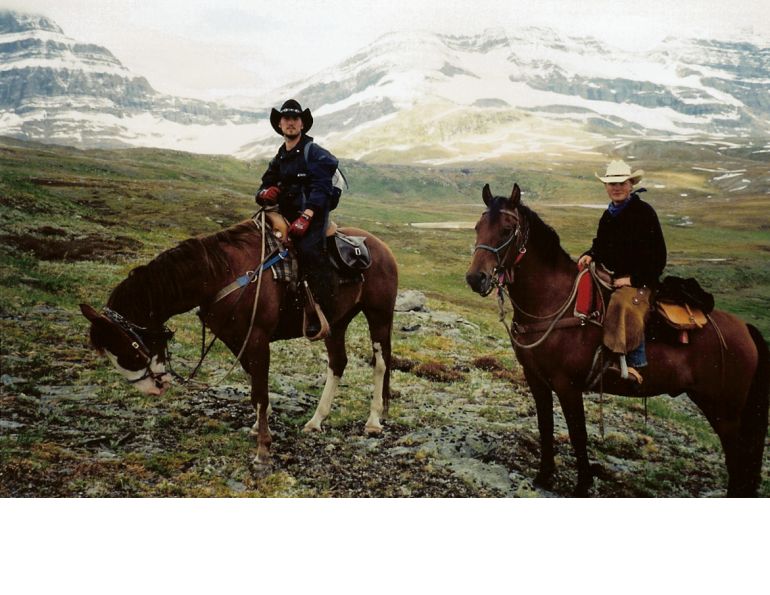 Stan Walchuk Jr, four trail knots, 4 trail knots, horse trail knots, horse trail riding, reef knot, tail tying knot, equine trial riding knots Stan Walchuk Jr, four trail knots, 4 trail knots, horse trail knots, horse trail riding, reef knot, tail tying knot, equine trial riding knots