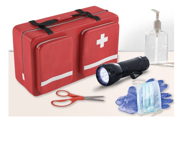 how to make horse first aid kid, equine first aid kit