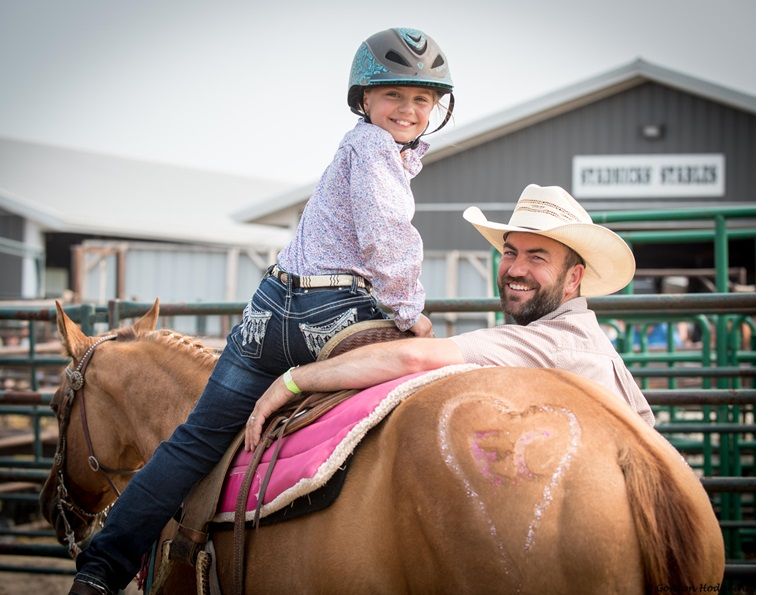 canada horse photo contest, equine photo contest canada, horse photos, gorgeous horse pics