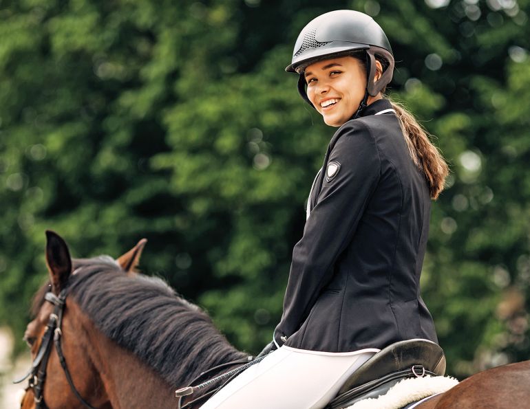 annika mcgivern equestrian psychologist, emotional horse rider, anxiety horse riding, positive self talk for horse riding success